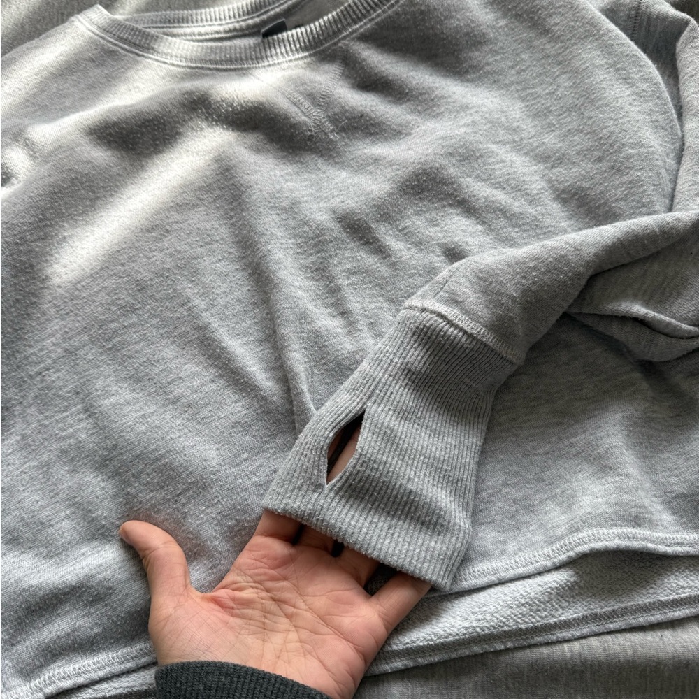 Aerie Light Gray Women's Crop Top - Picture 3 of 4
